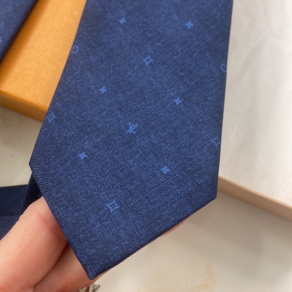 Louis Vuitton Constellation Denim Tie - Picture 4 of 6